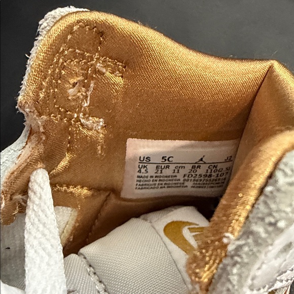 Toddler Air Jordan 1 High Top 5C - Picture 5 of 5